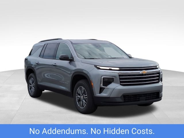 2025 Chevrolet Traverse LT (LG70104) Main Image