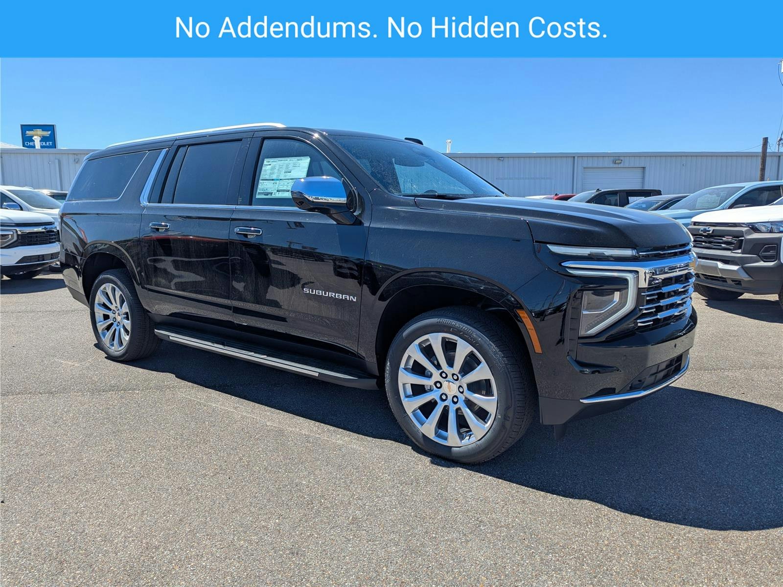 2025 Chevrolet Suburban Premier (LG40003) Main Image