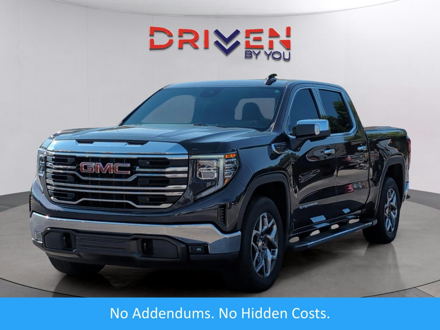 2023 GMC Sierra 1500 SLT (LG69713T) Main Image