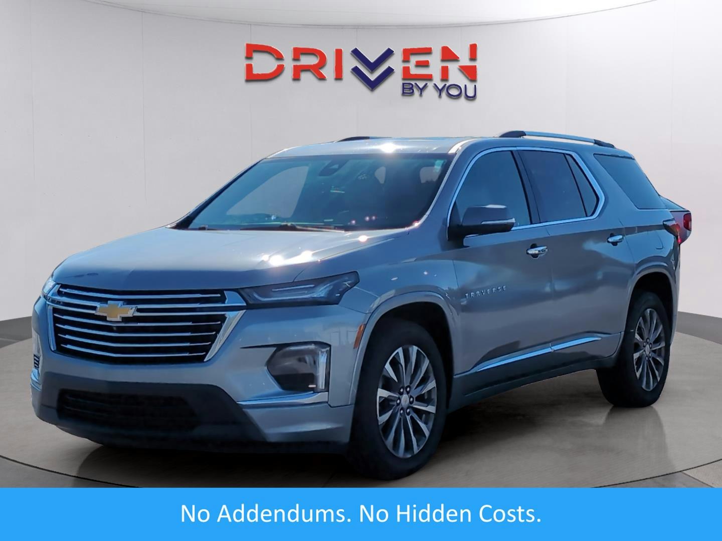 2023 Chevrolet Traverse Premier (LG17077T) Main Image