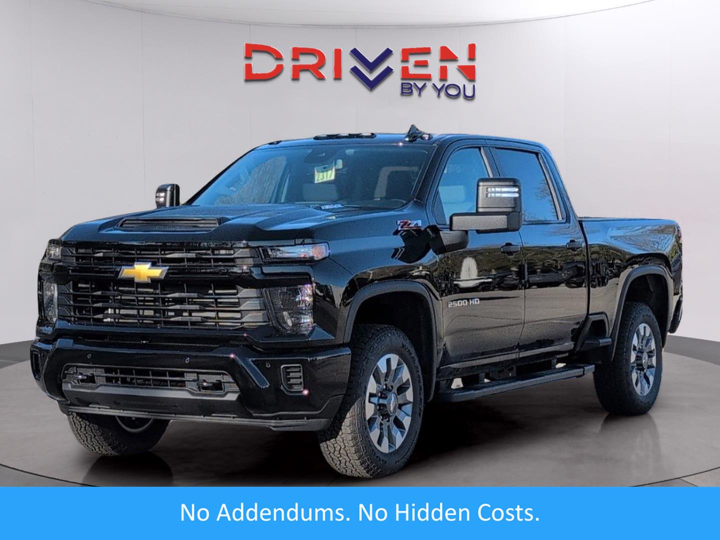 2026 Chevrolet Silverado 2500HD Custom (LG48814) Main Image