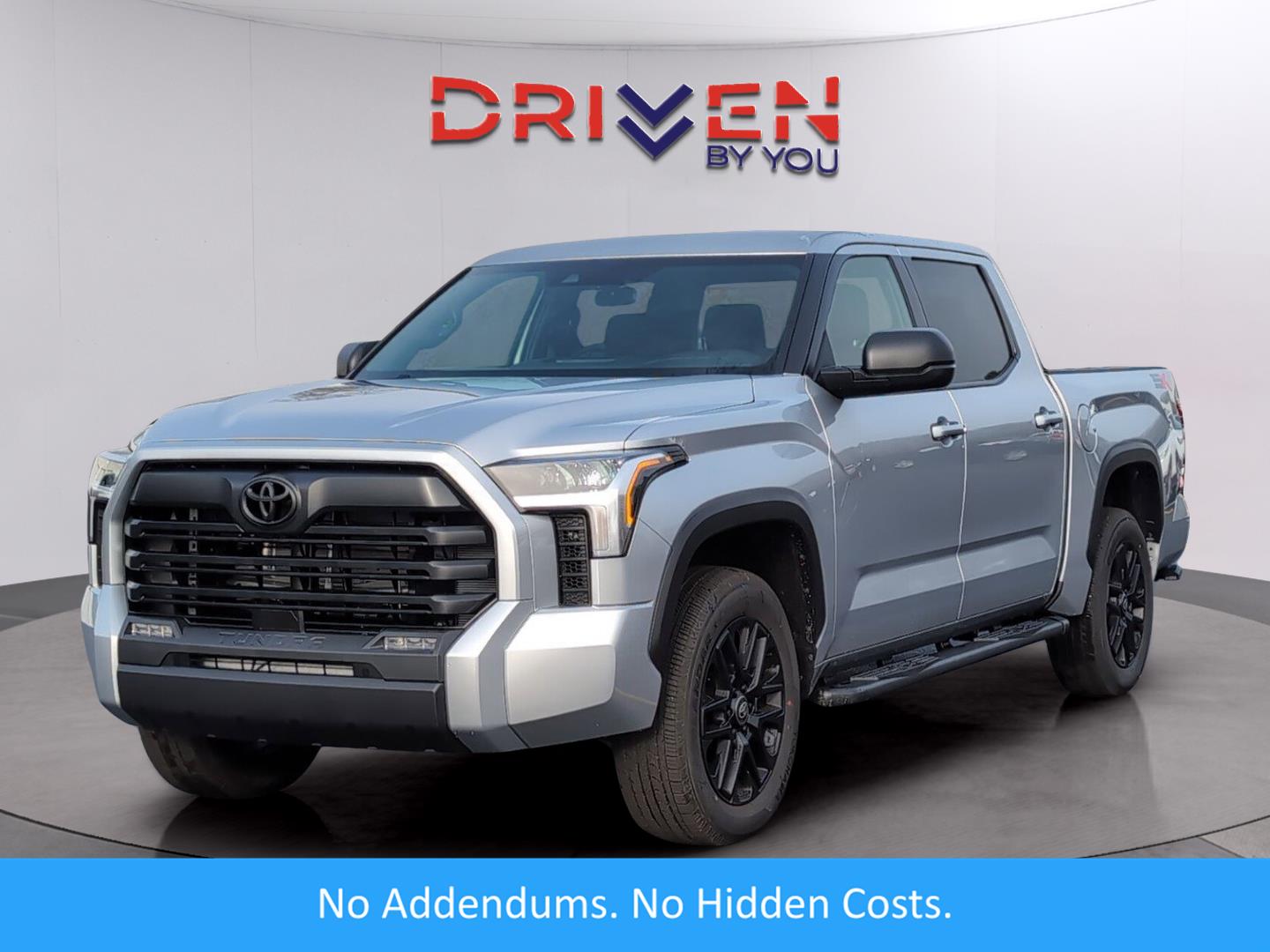 2026 Toyota Tundra SR5 (LG77187T) Main Image