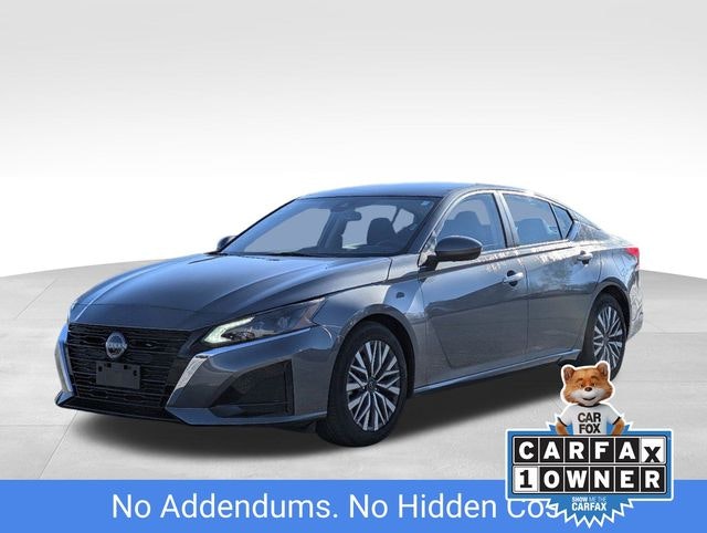 2023 Nissan Altima 2.5 SV (LD94241FA) Main Image