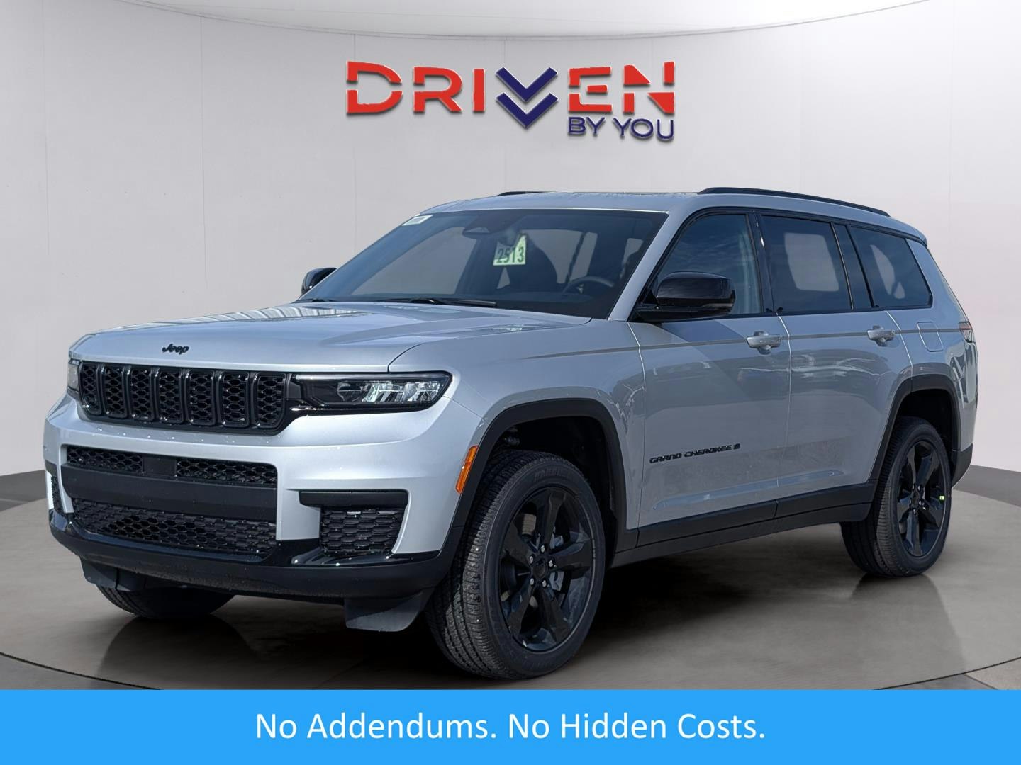 2025 Jeep Grand Cherokee L Laredo (LD74867) Main Image