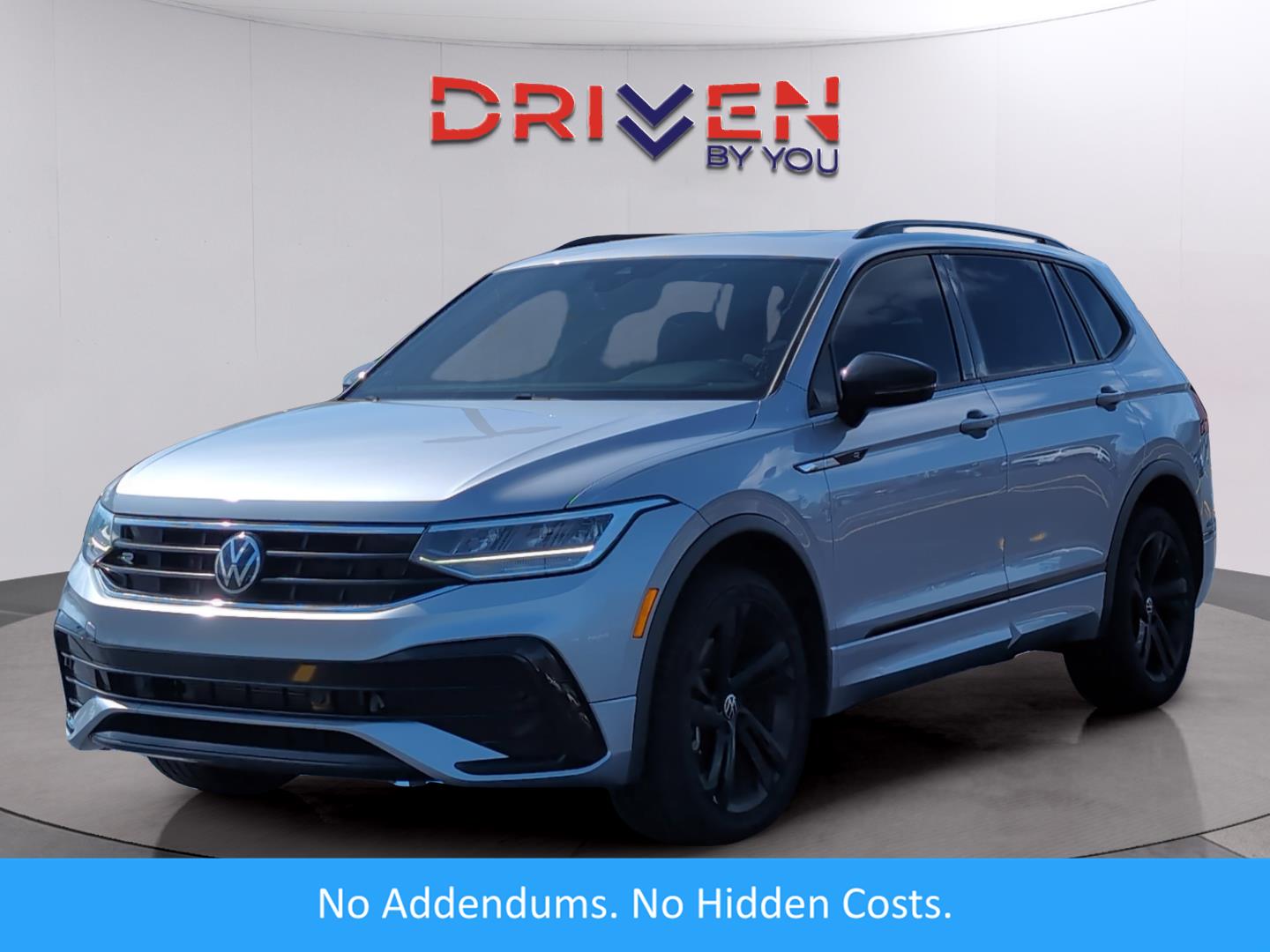 2023 Volkswagen Tiguan SE R-Line Black (LD75087T) Main Image