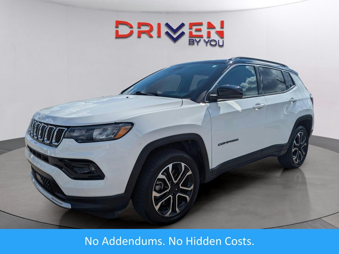 2023 Jeep Compass Limited (HG65762EA) Main Image