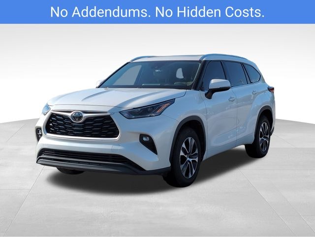 2021 Toyota Highlander XLE (CG37500TAW) Main Image