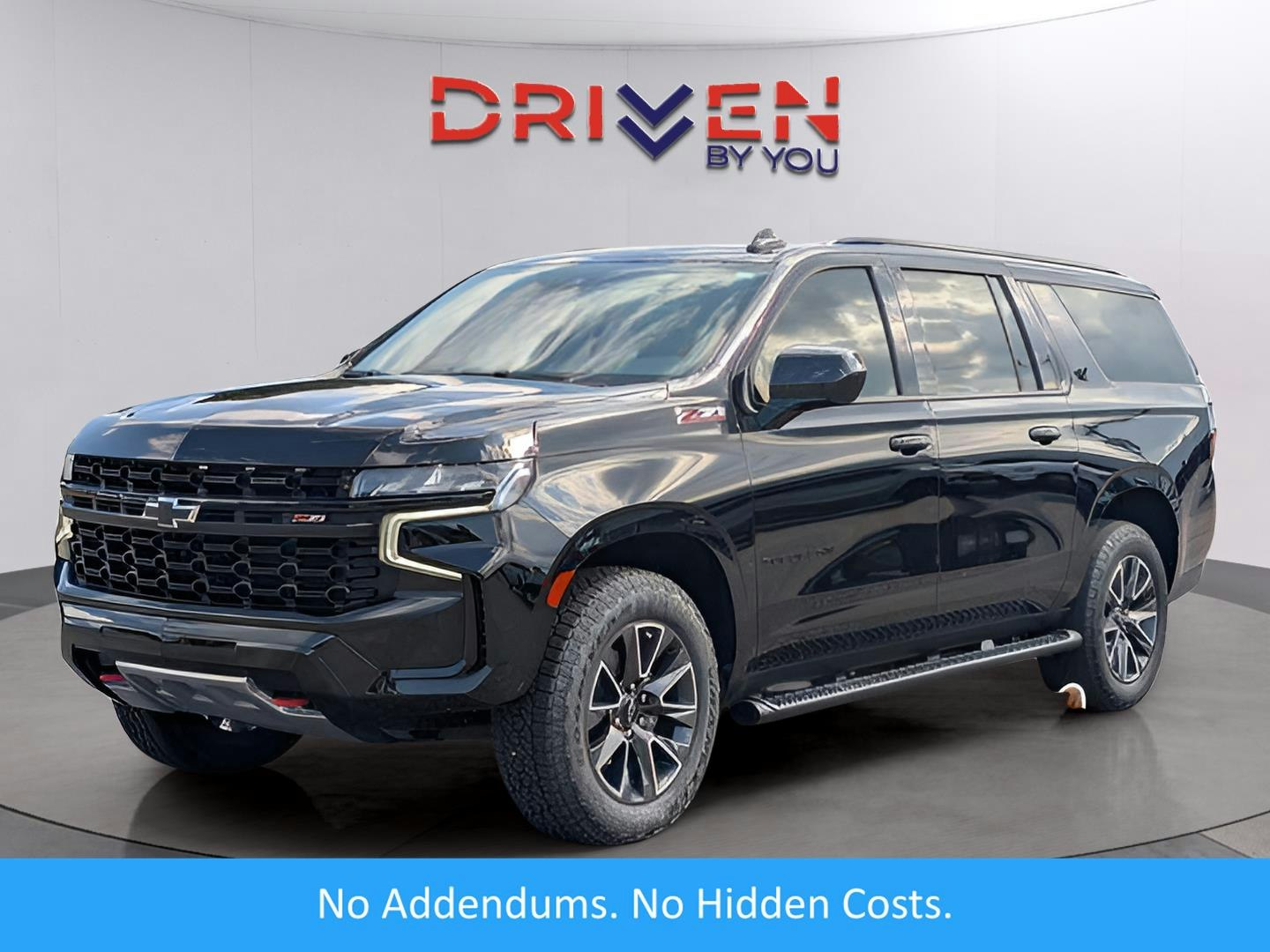 2023 Chevrolet Suburban Z71 (CG07358SA) Main Image