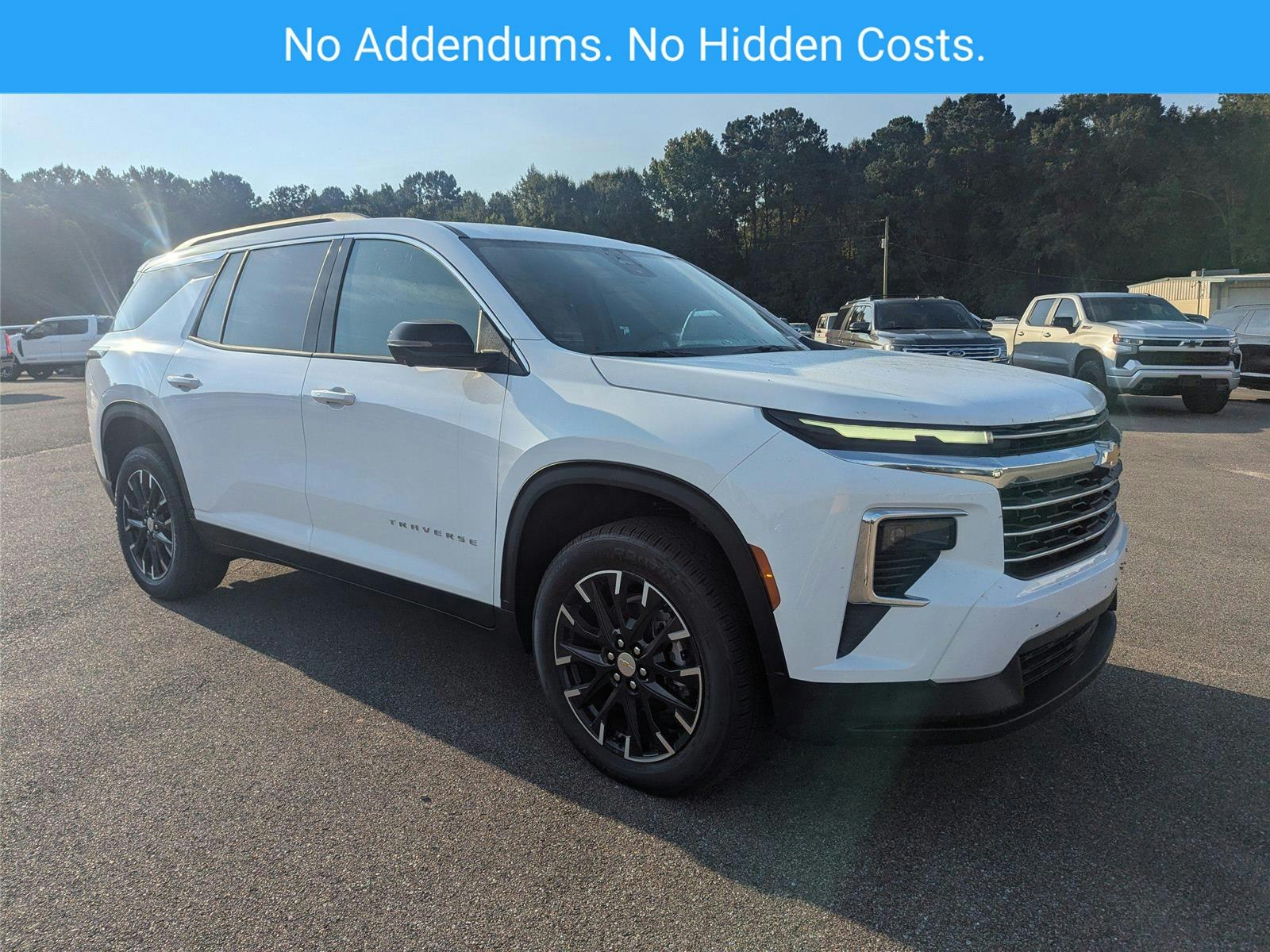 2026 Chevrolet Traverse FWD LT (CG07381) Main Image