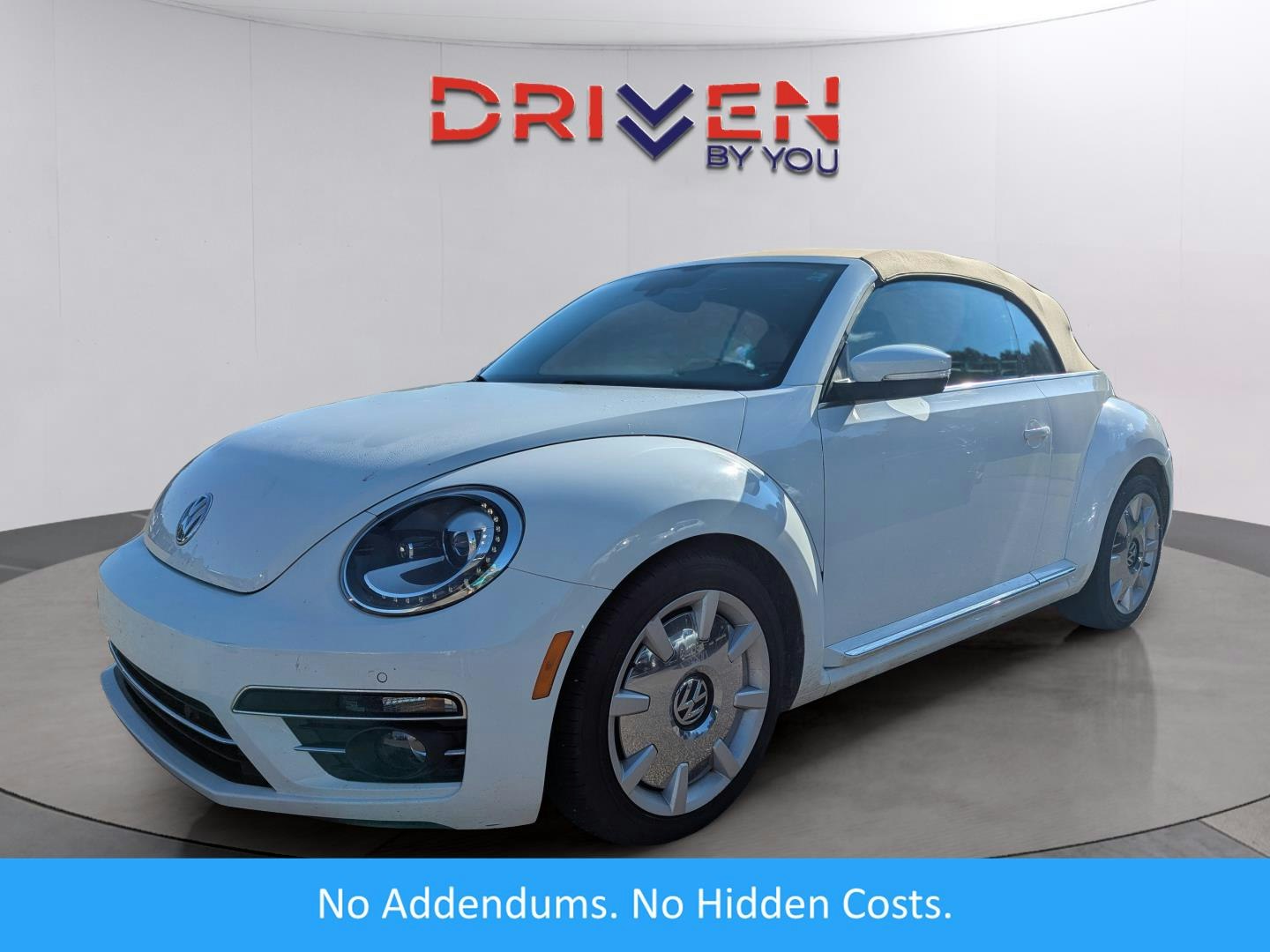 2019 Volkswagen Beetle Convertible S (CG03330T) Main Image