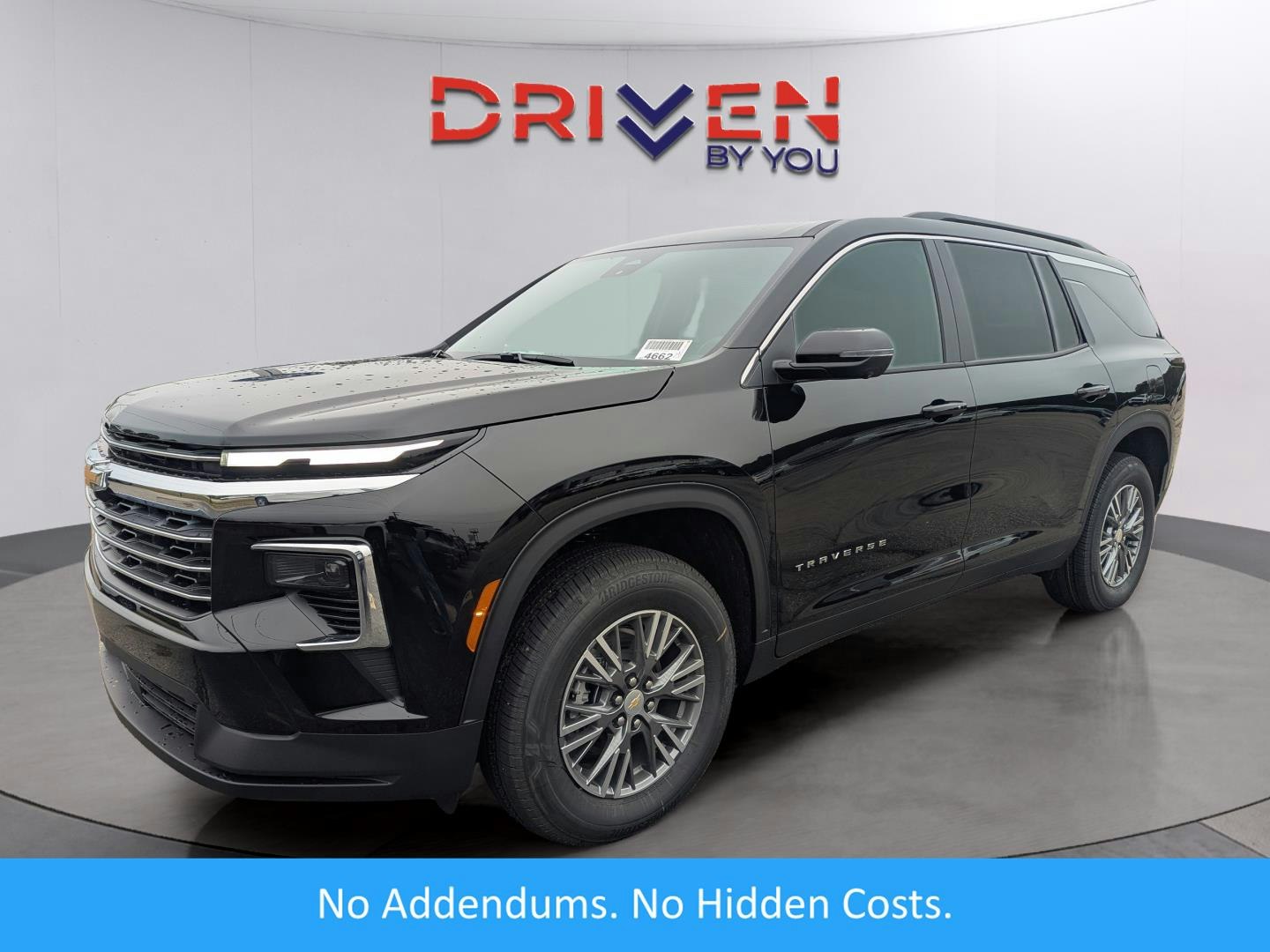 2026 Chevrolet Traverse FWD LT (CG01924) Main Image