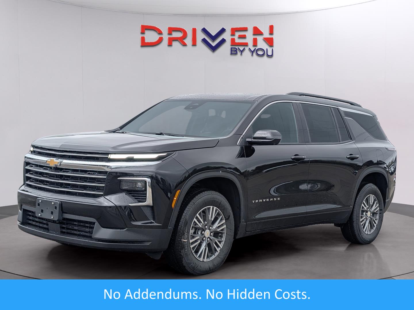 2026 Chevrolet Traverse FWD LT (CG97810) Main Image