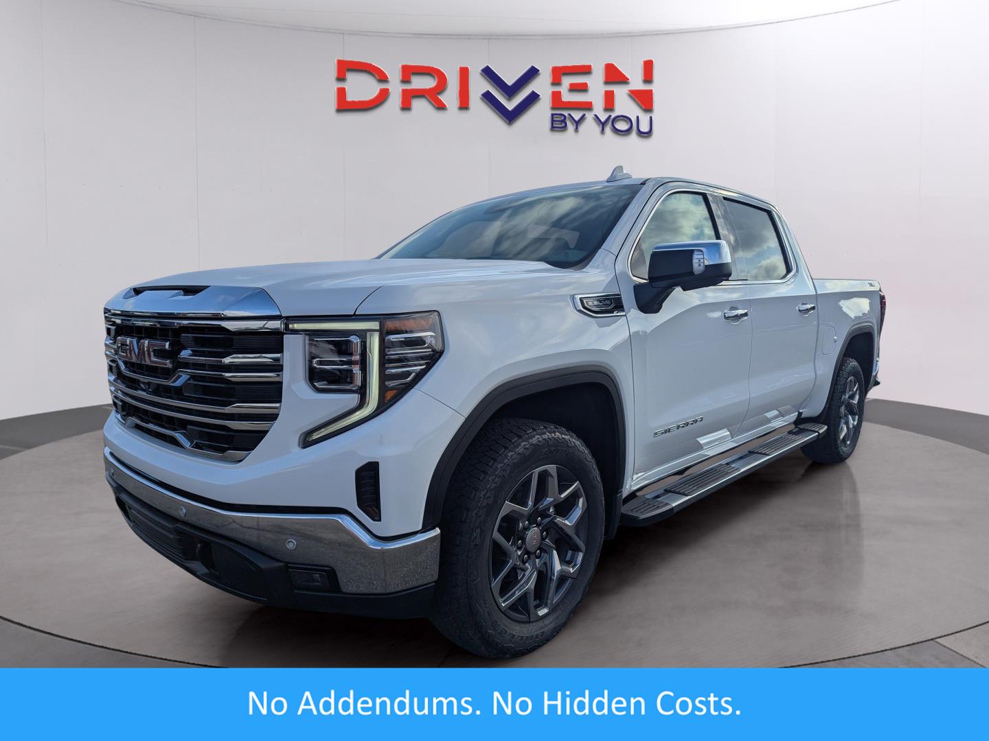 2026 GMC Sierra 1500 SLT (CG67015) Main Image