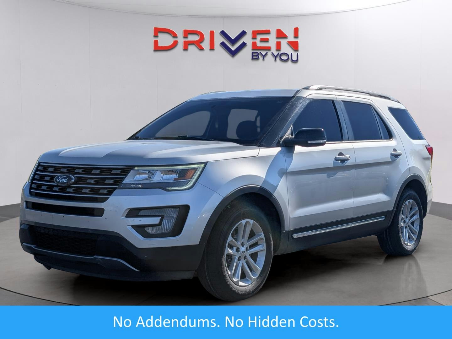 2017 Ford Explorer XLT (CF33377T) Main Image