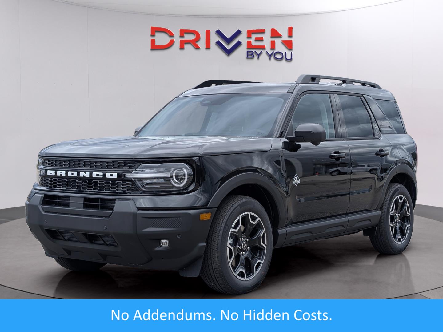 2025 Ford Bronco Sport Outer Banks (CF83043) Main Image