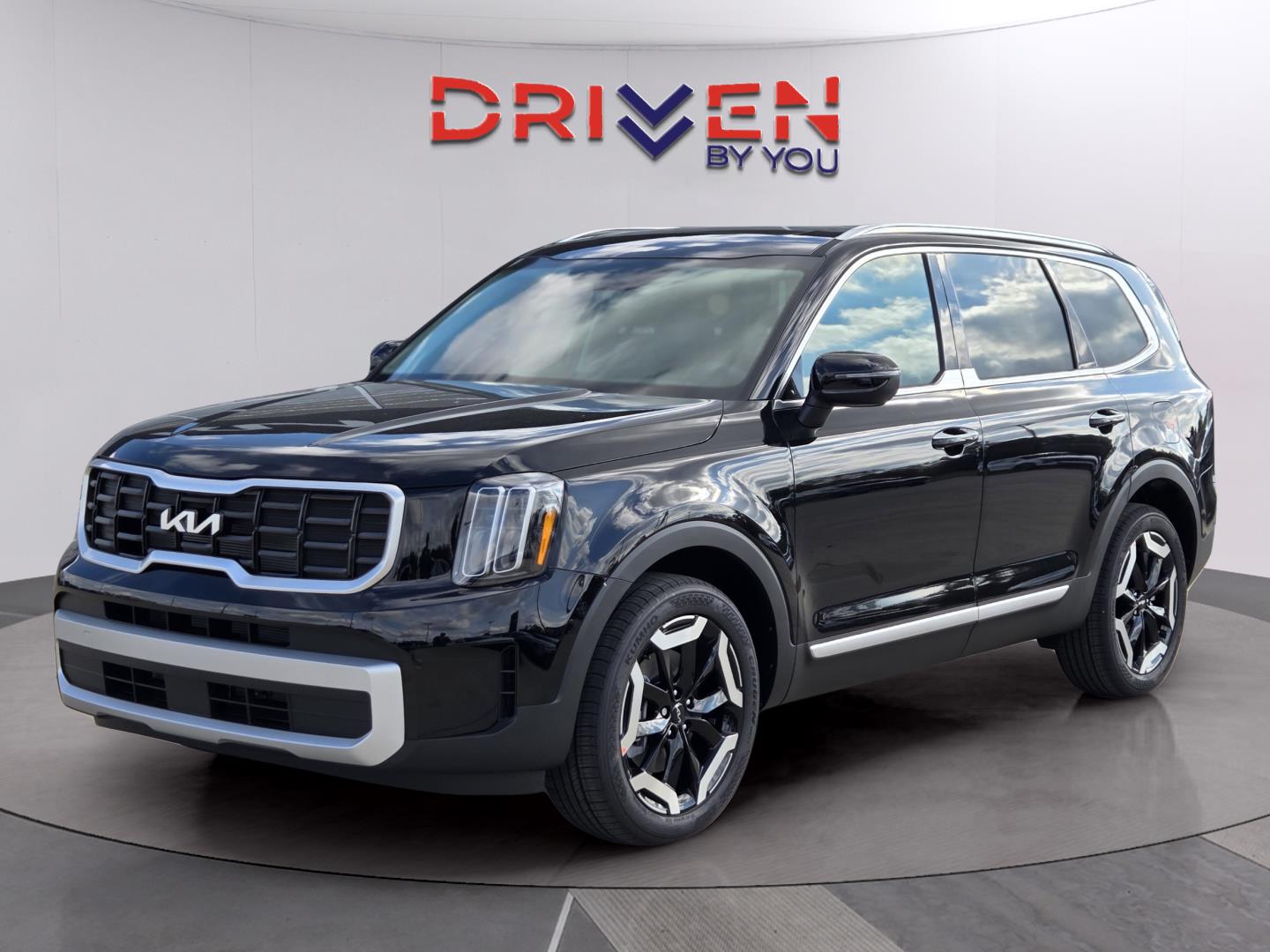 2025 Kia Telluride S (MK22702) Main Image