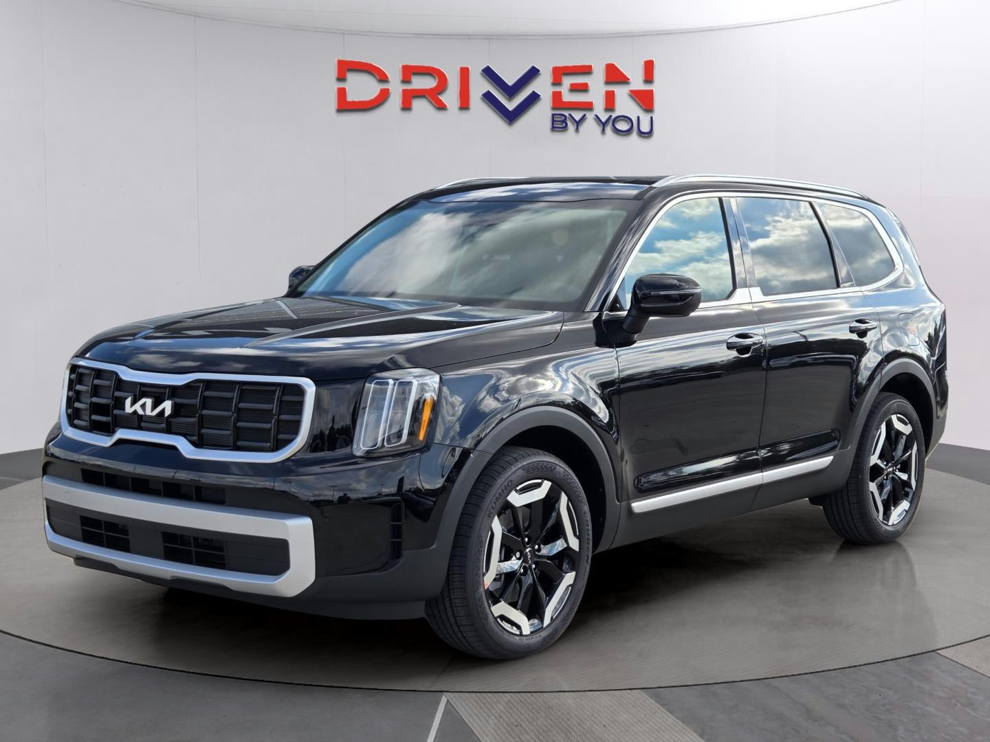 2025 Kia Telluride S (MK22702) Main Image