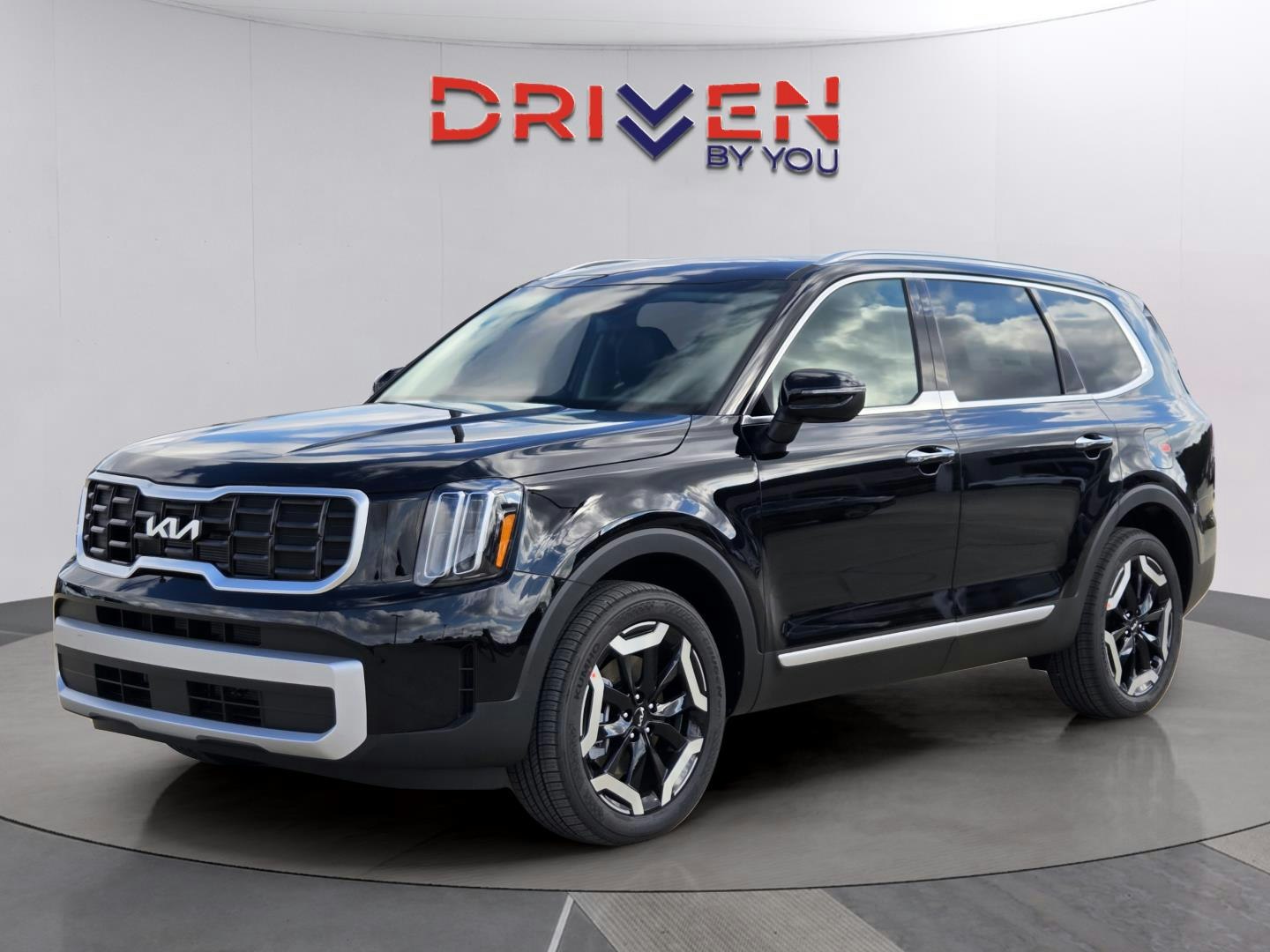 2025 Kia Telluride S (MK23067) Main Image