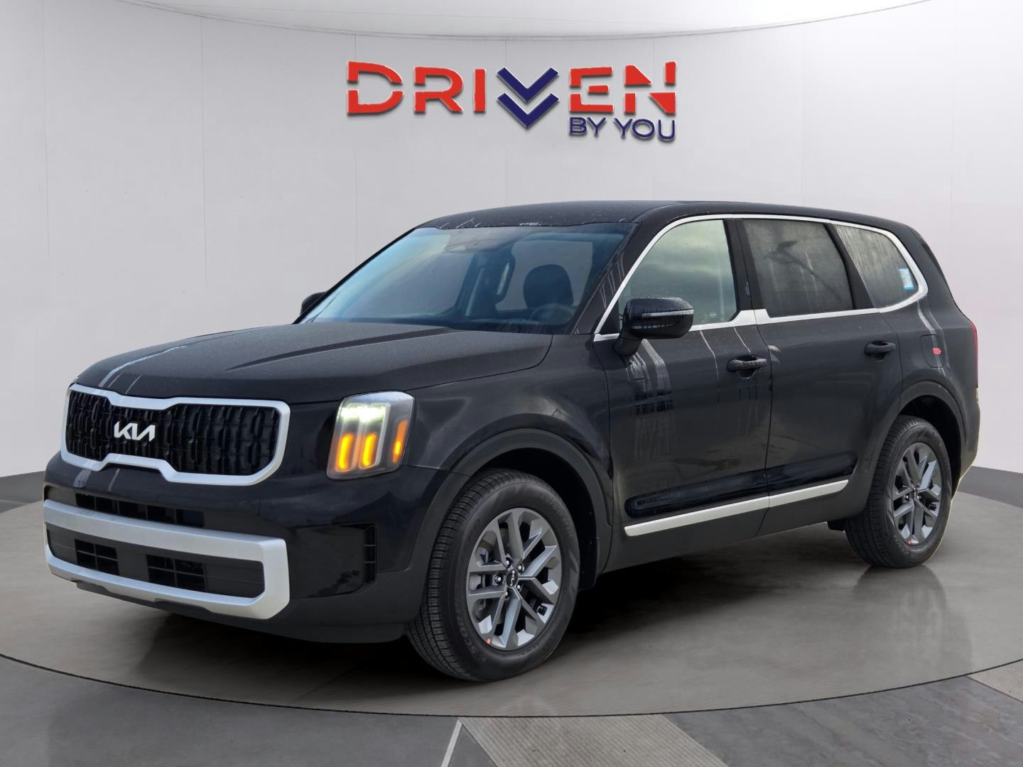 2025 Kia Telluride LX (MK20849) Main Image