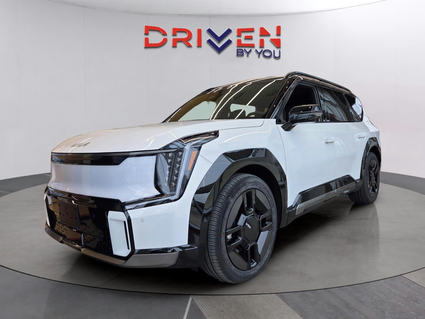 2026 Kia EV9 GT-Line (MK17560) Main Image