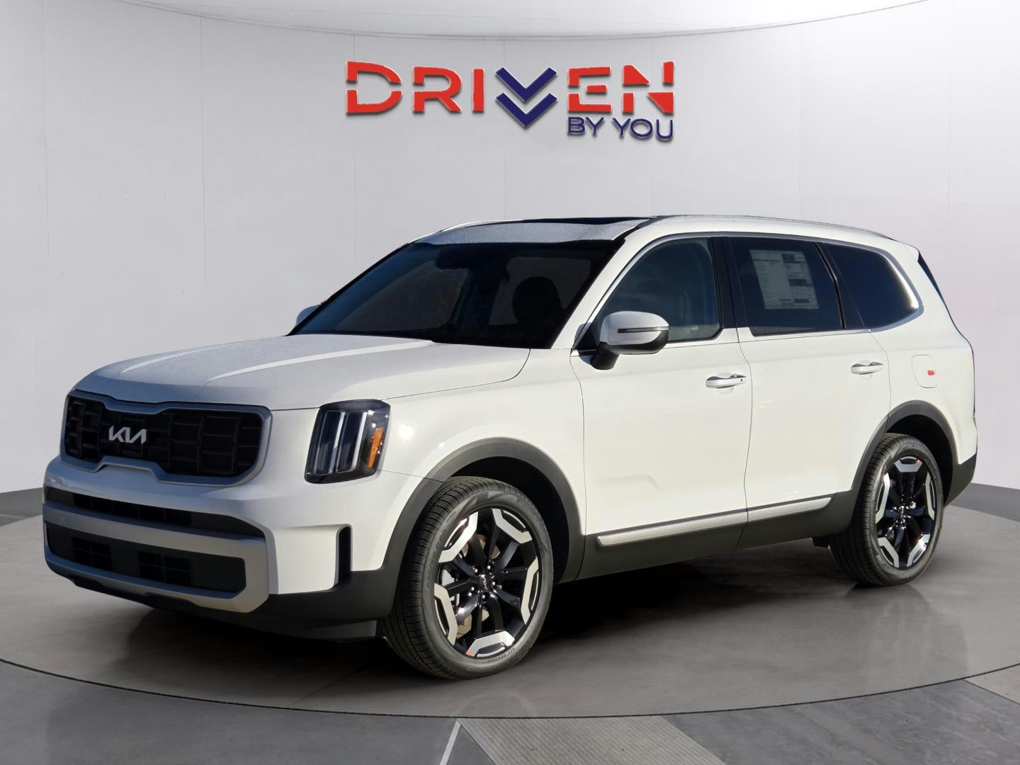 2025 Kia Telluride S (MK28590) Main Image