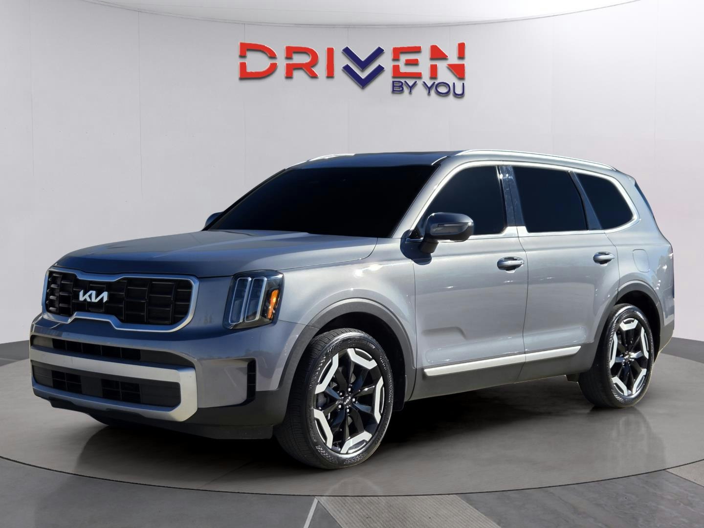 2024 Kia Telluride S (MK93651T) Main Image