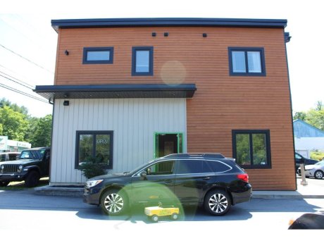 2016 Subaru Outback 3.6R w/Limited & Tech Pkg 