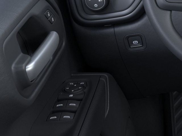 2025 Chevrolet Silverado 1500 Custom photo 21