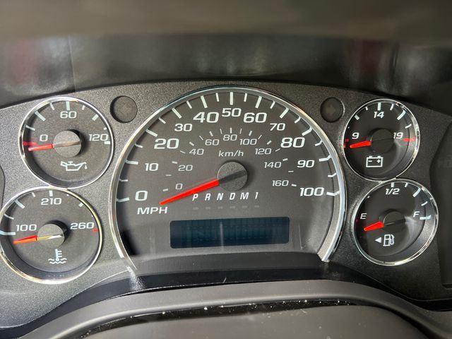 2025 Chevrolet Express 2500 Work Cargo Van photo 14