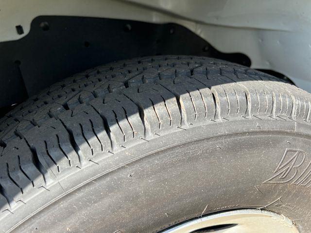2025 Chevrolet Express 2500 Work Cargo Van photo 21