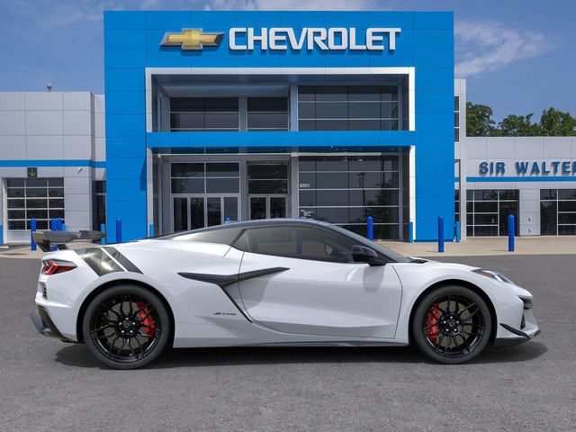 2025 Chevrolet Corvette Z06 2LZ photo 5
