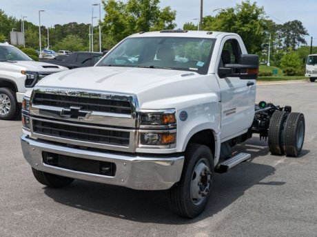 2024 Chevrolet Silverado 5500HD Work Truck 