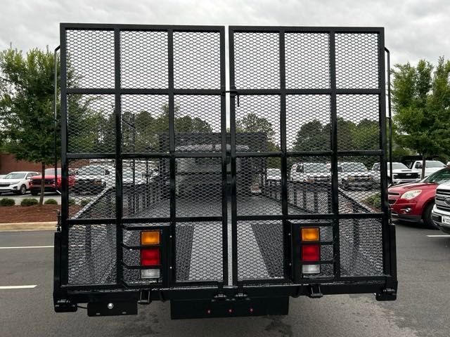 2024 Chevrolet Silverado 3500HD Base photo 4