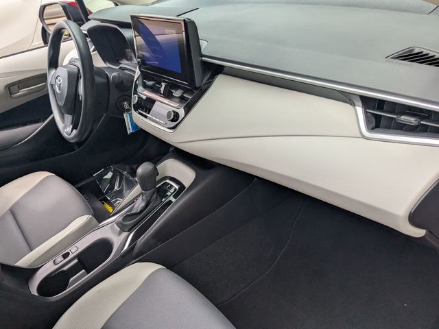 2024 Toyota Corolla LE photo 28