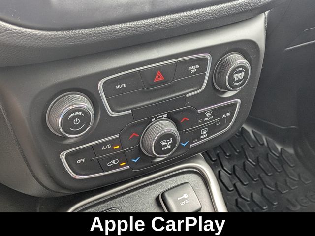 2021 Jeep Compass Latitude photo 14