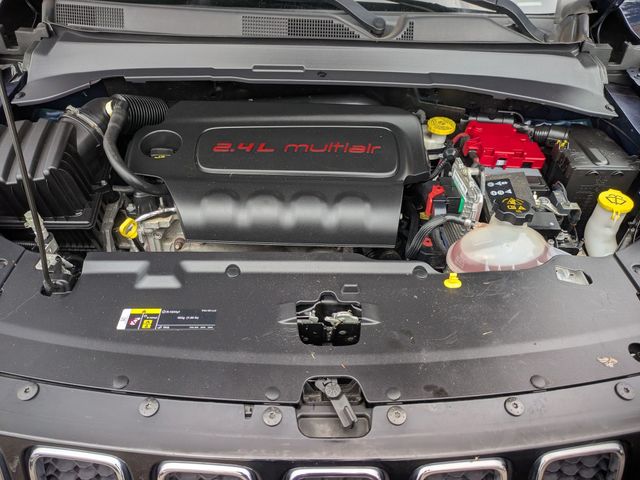 2021 Jeep Compass Latitude photo 22