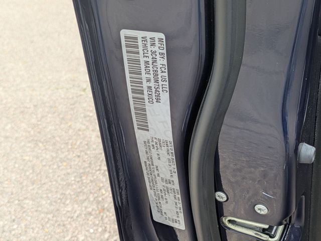 2021 Jeep Compass Latitude photo 24