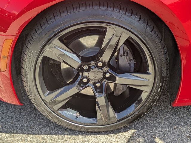 2018 Chevrolet Camaro 1SS Coupe photo 22