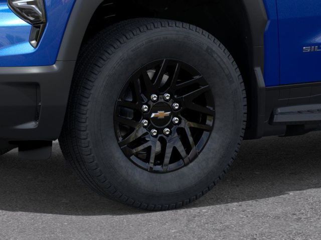 2026 Chevrolet Silverado EV LT photo 8