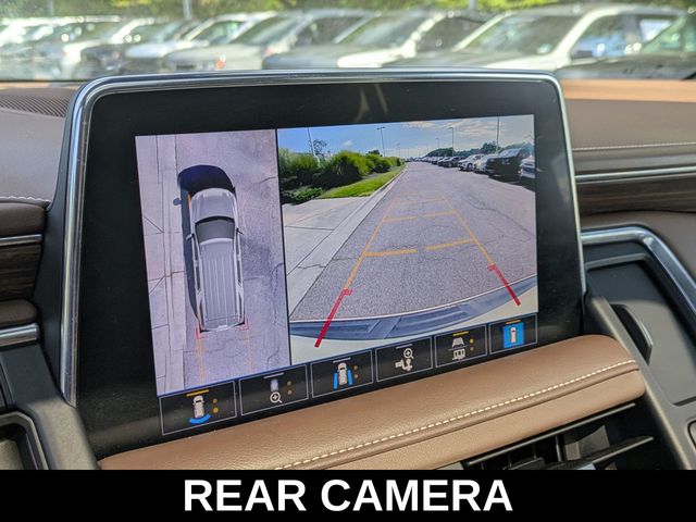 2021 Chevrolet Suburban High Country photo 12