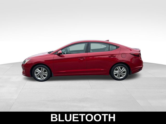 2020 Hyundai Elantra SEL photo 2