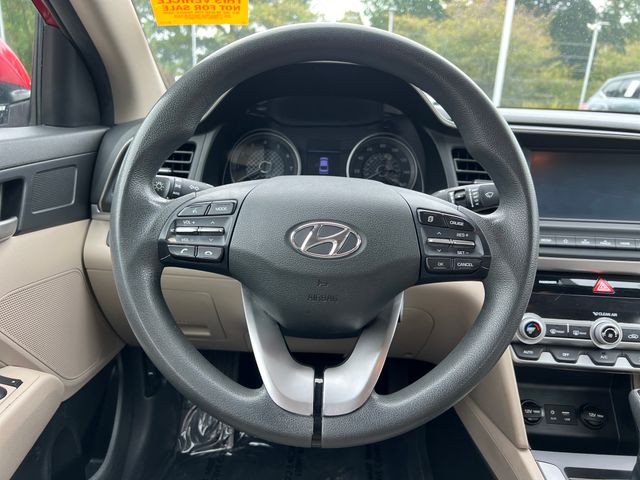 2020 Hyundai Elantra SEL photo 14