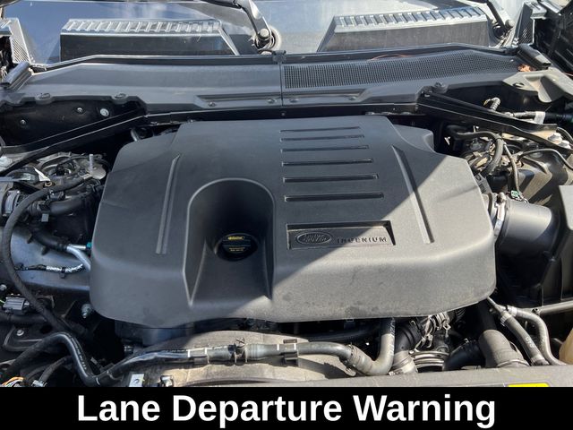 2024 Land Rover Defender 130 X-Dynamic SE photo 15