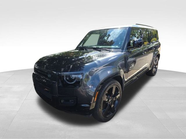 2024 Land Rover Defender 130 X-Dynamic SE photo 23
