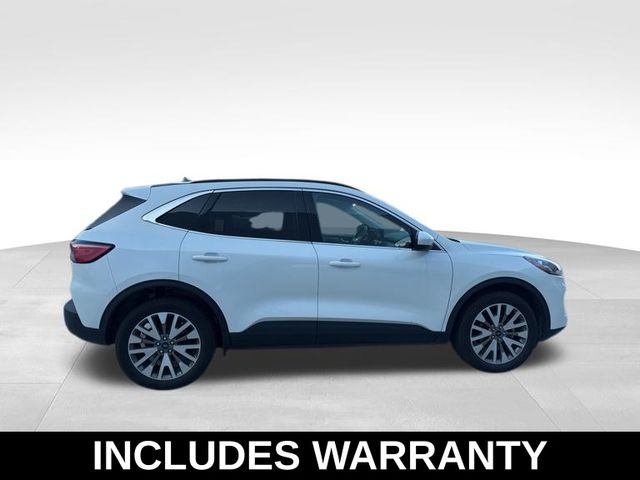 2022 Ford Escape Titanium photo 8