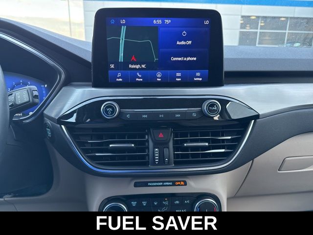 2022 Ford Escape Titanium photo 11