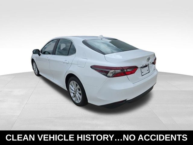 2024 Toyota Camry LE photo 5