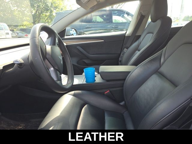 2022 Tesla Model 3 Long Range photo 6