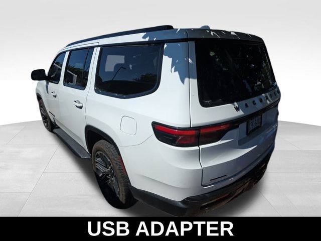 2022 Jeep Wagoneer Series II Carbide photo 2