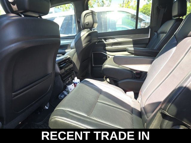 2022 Jeep Wagoneer Series II Carbide photo 6